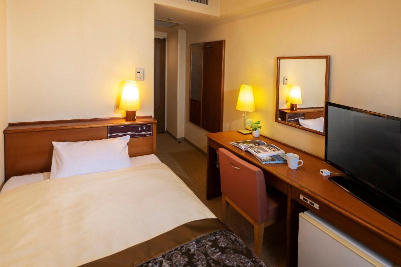 Standard Single Room - Smoking image 2