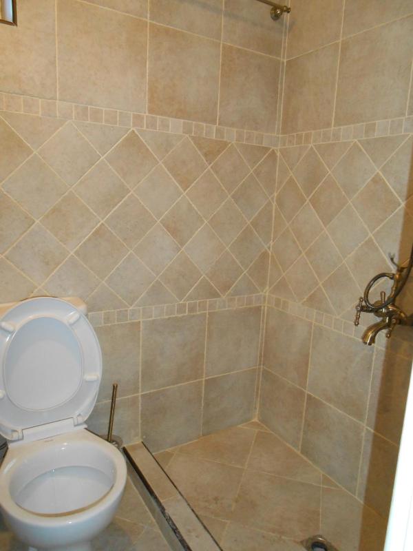 Three-Bedroom Apartment (6 Adults) image 2