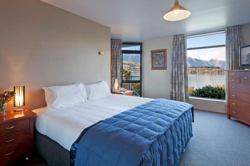 Spinnaker Bay Apartments - image 4