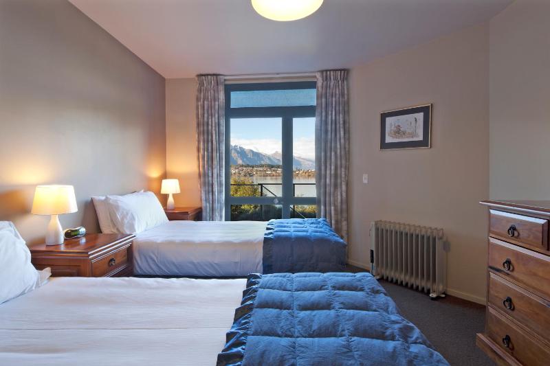 Spinnaker Bay Apartments - image 47