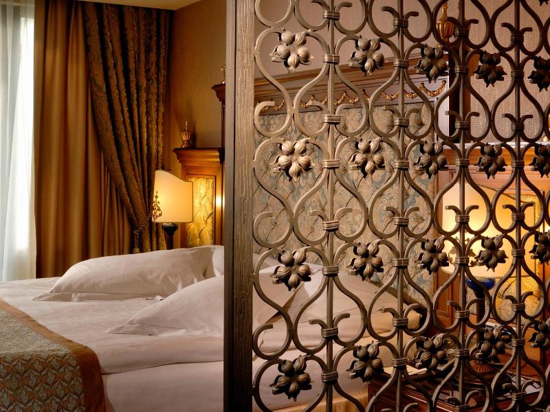 Junior Suite image 2