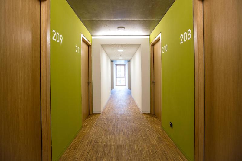 Single Room image 3