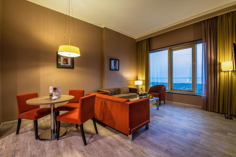 Prestige Suite with Sea View