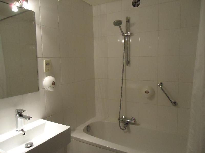 Double Room image 4