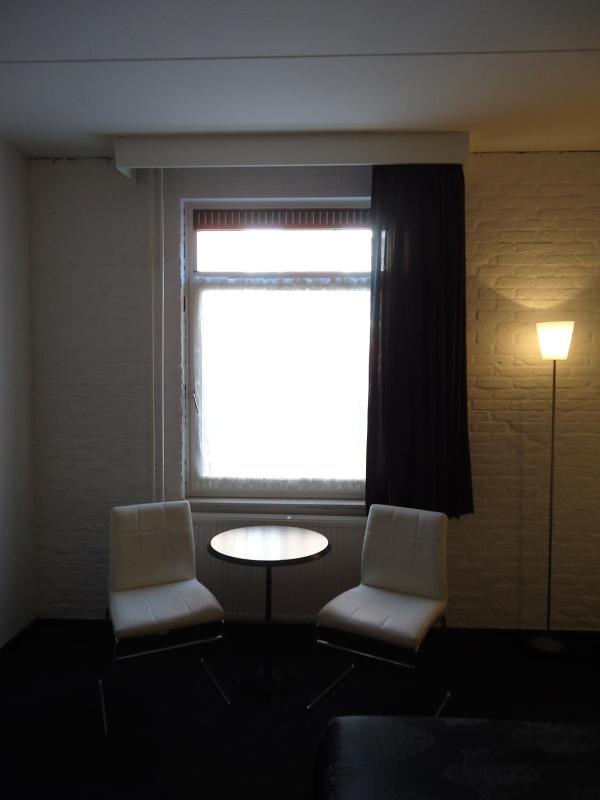 Single Room image 2