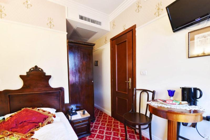 Budget Single Room image 2