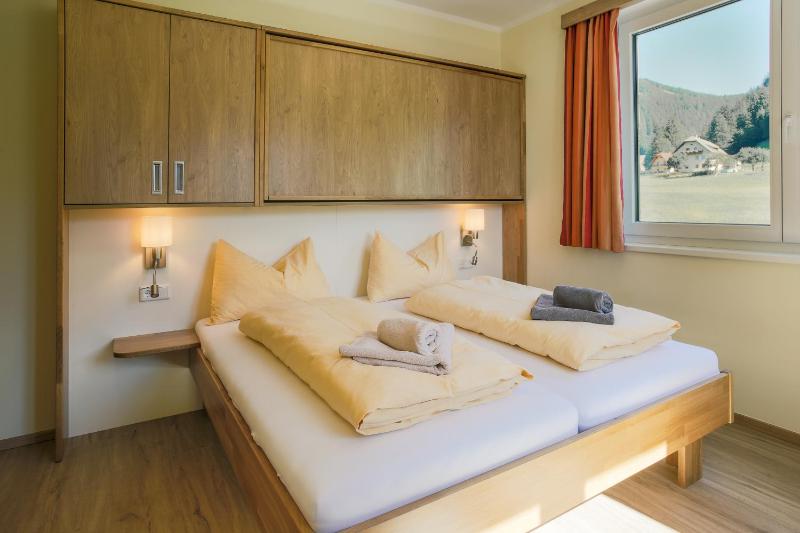 Double Room image 4