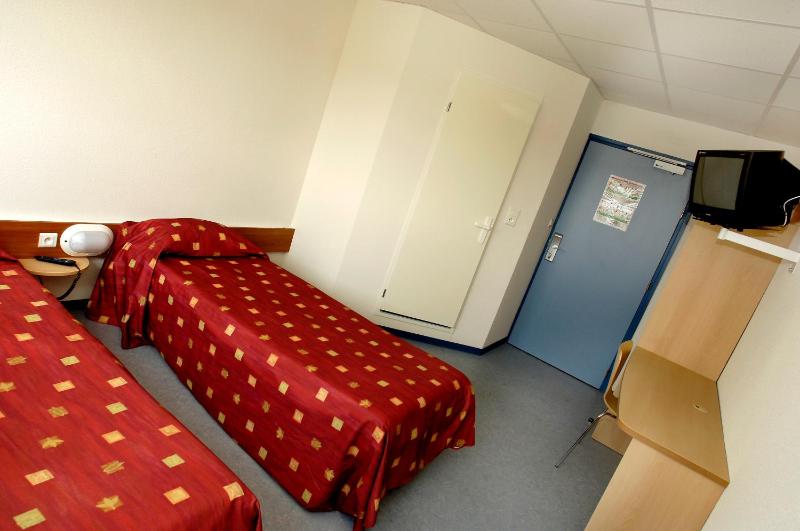 Single Room image 3