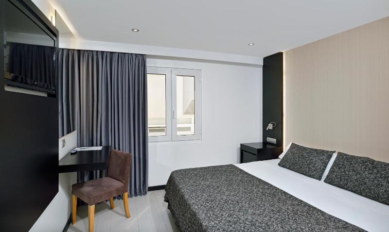 Hotel Hispania - image 16