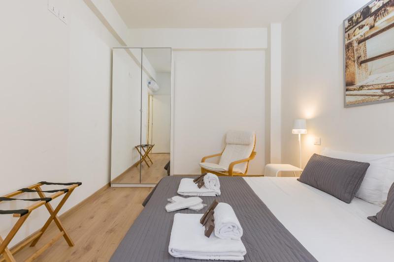 Standard Apartment image 2