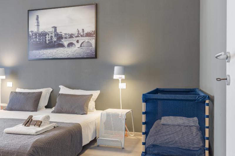 Superior Apartment image 2