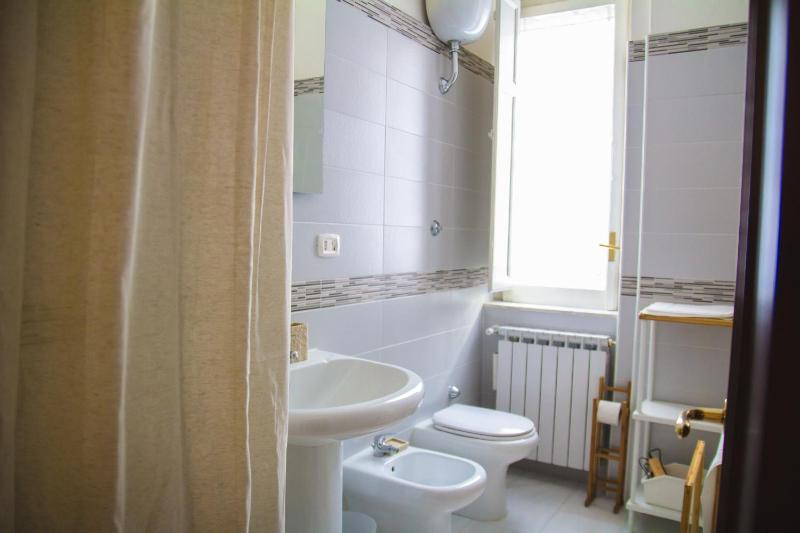 Deluxe Double or Twin Room image 3