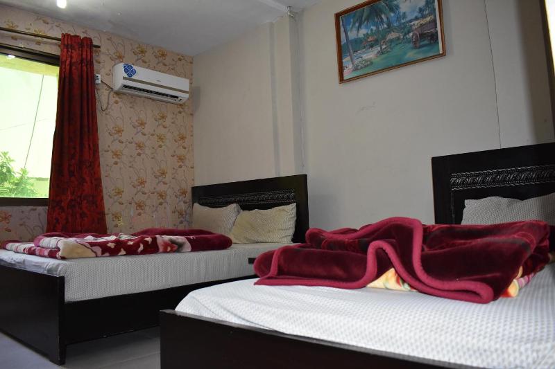Triple Room image 1