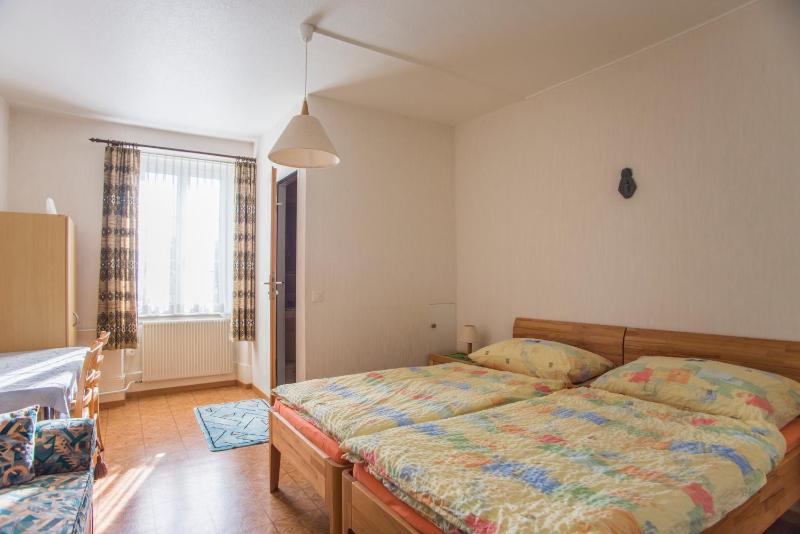 Double Room image 3
