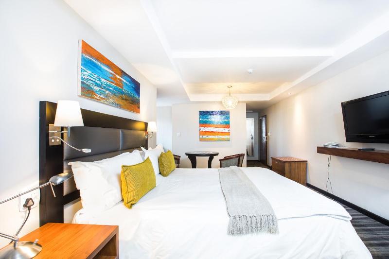 Premier Hotel Cape Town - image 9