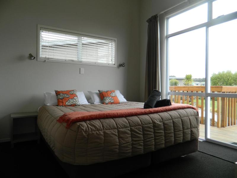 Taupo Debretts Spa Resort - image 17