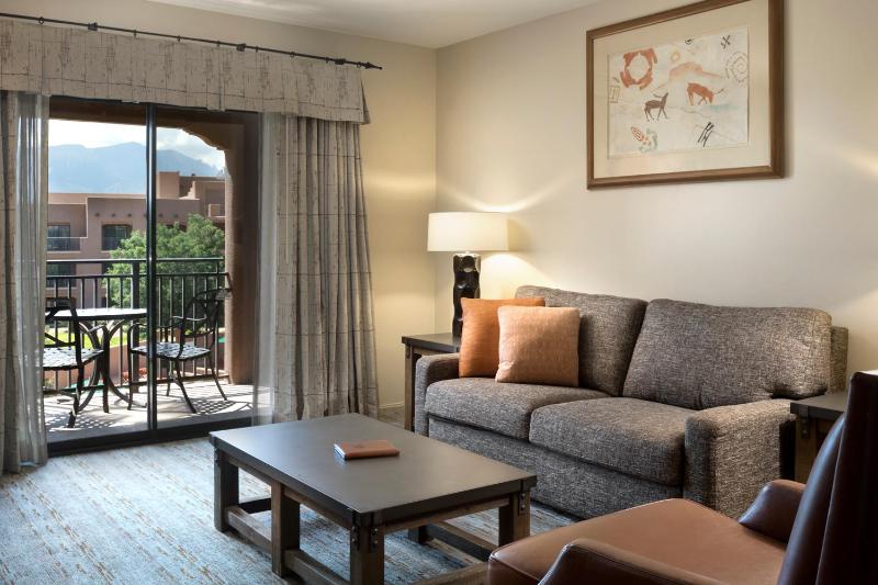 Junior Suite image 3