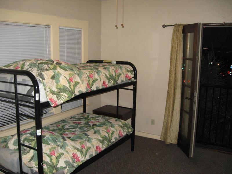 Bed in 6-Bed Female Dormitory Room image 2