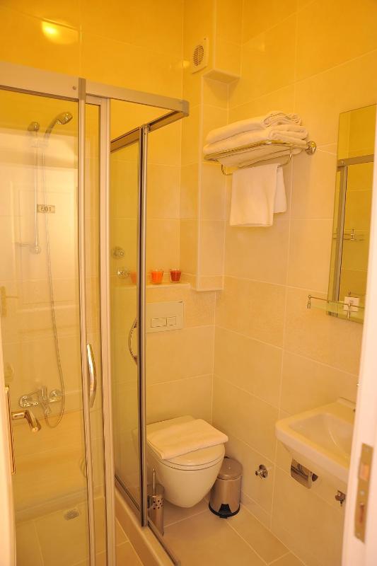 Dualis Hotel - image 13
