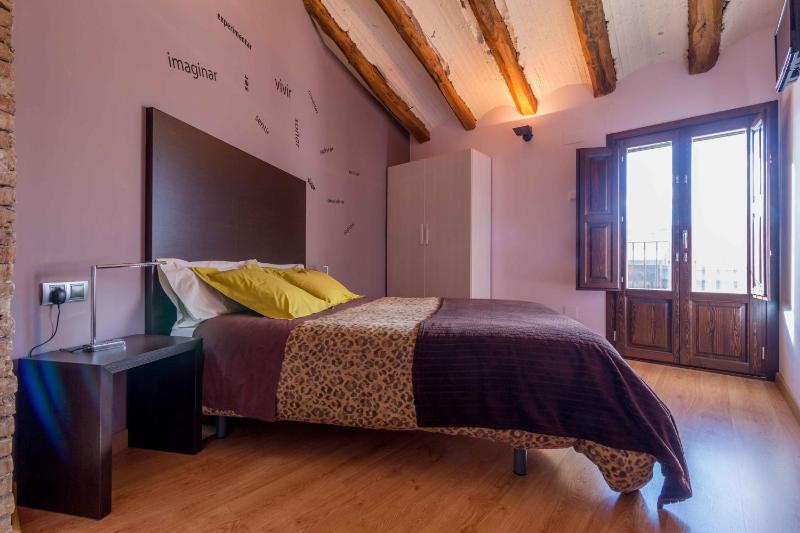 Two-Bedroom House image 3