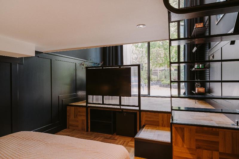 Double Room with Terrace image 1