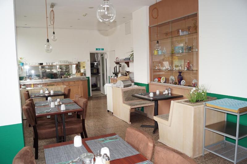 Hotel Merian - image 12
