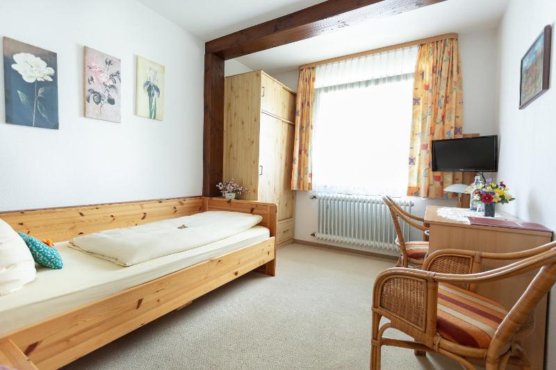 Single Room image 2