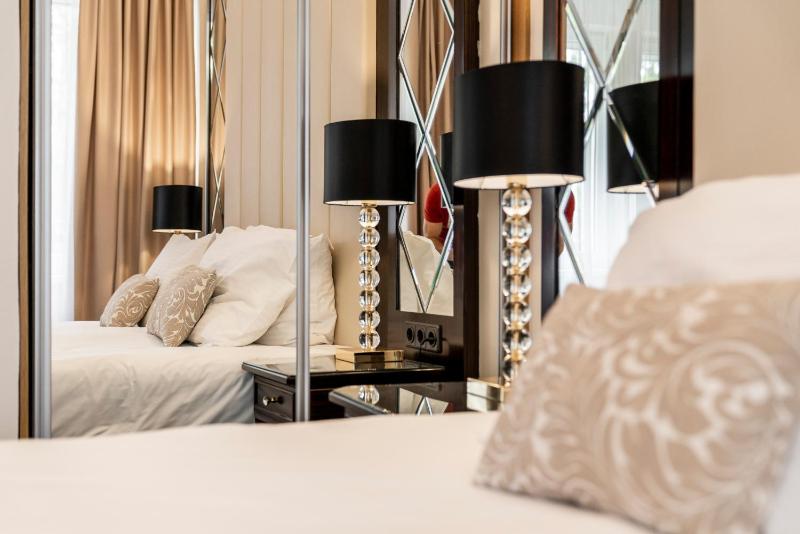 Classic Double or Twin Room with Sea Wellness SPA Access image 4