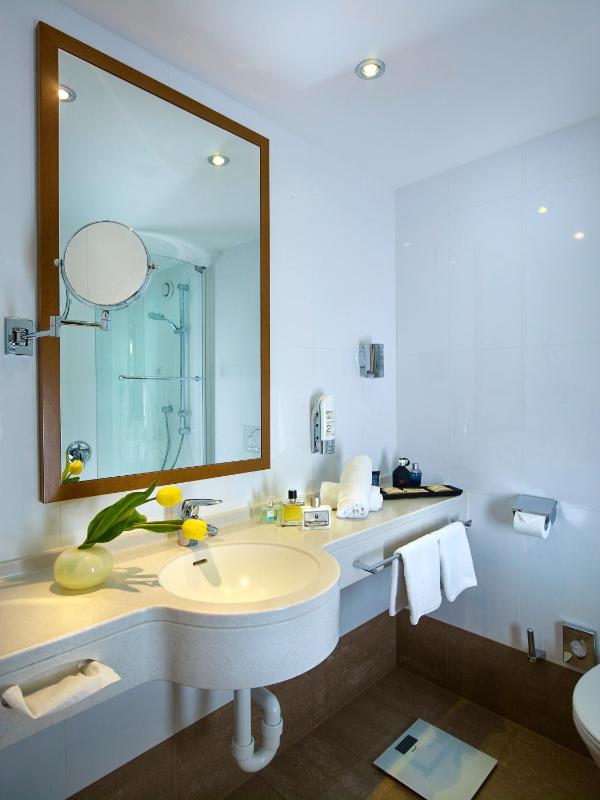 Triple Room image 3