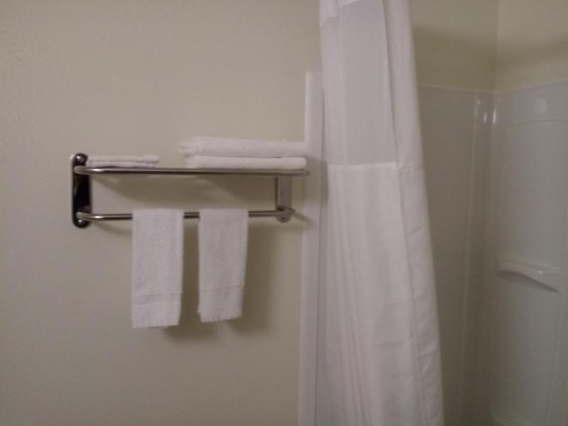 King Room - Mobility Access/Non-Smoking image 4
