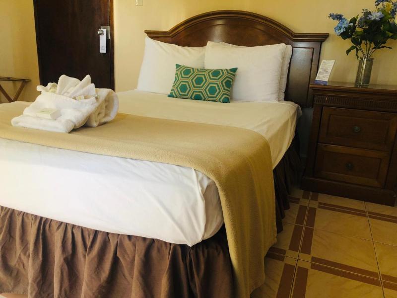 Budget Double Room image 2