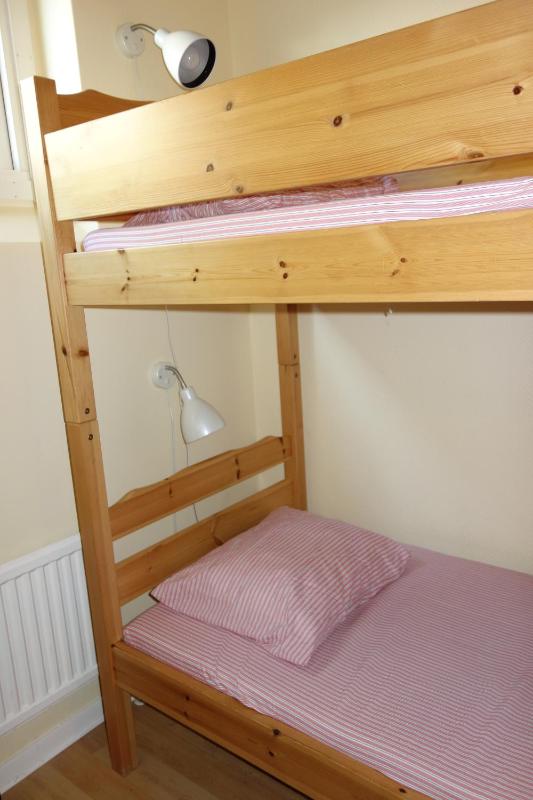 Economy Quadruple Room with Shared Bathroom image 2