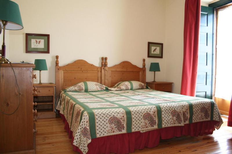 Double or Twin Room with Balcony image 4