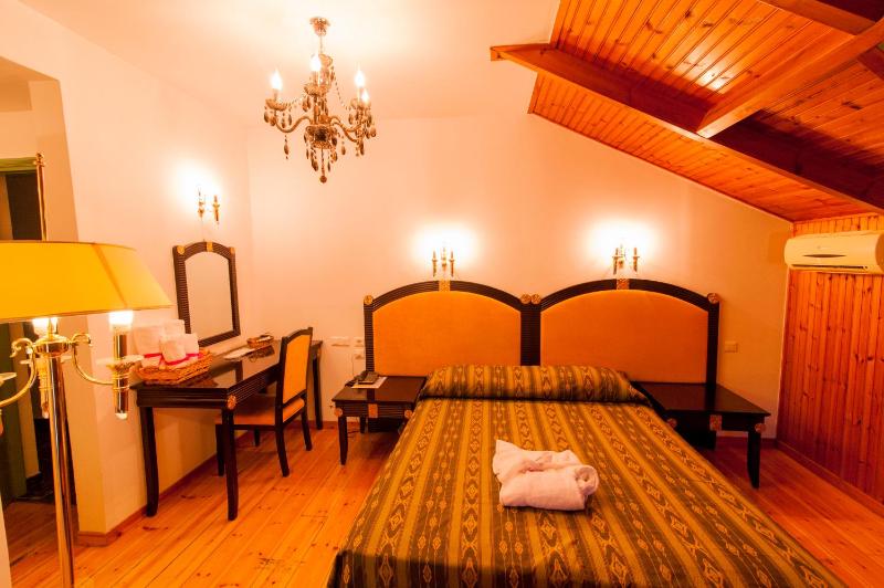 Single Room image 3
