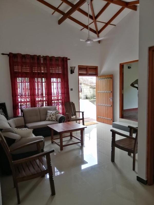 Top Mount Villa - image 2