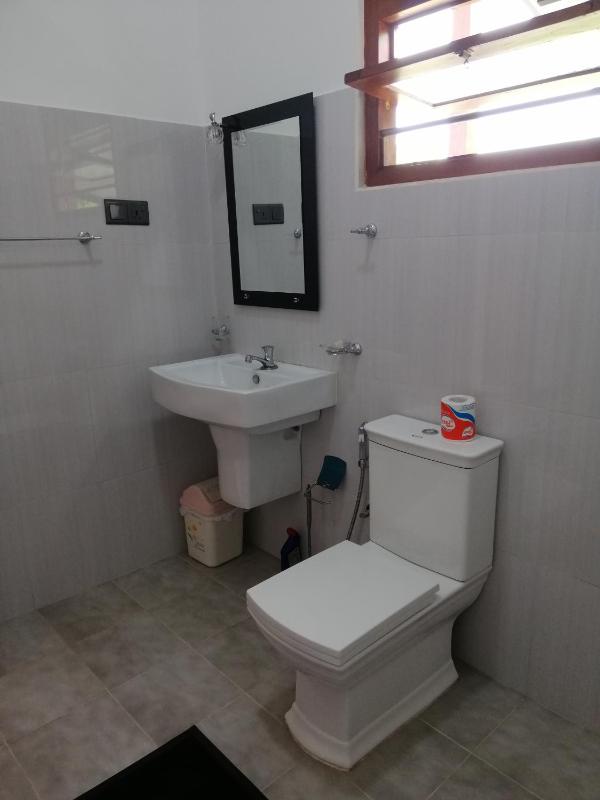 Top Mount Villa - image 7
