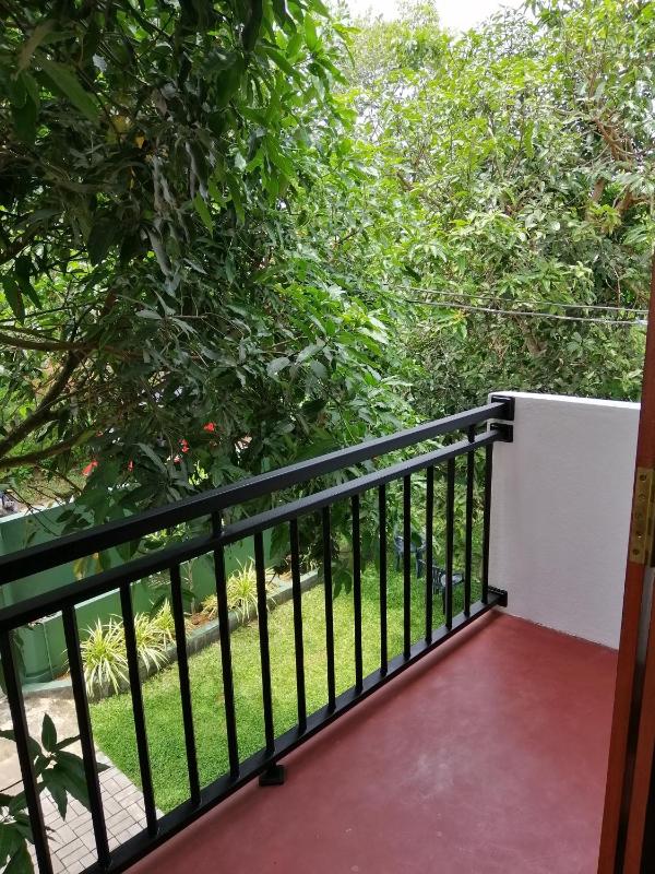 Top Mount Villa - image 13