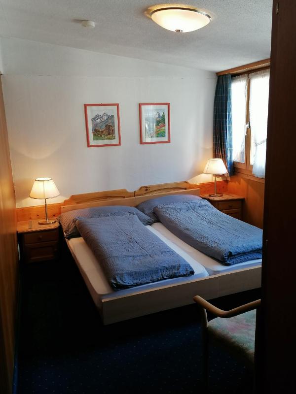 Petit Helvetia Budget Hotel - image 11