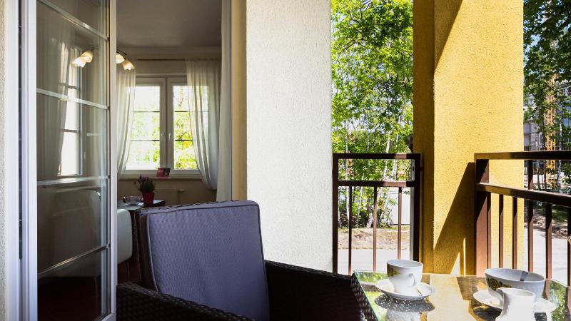 One-Bedroom Apartment image 2