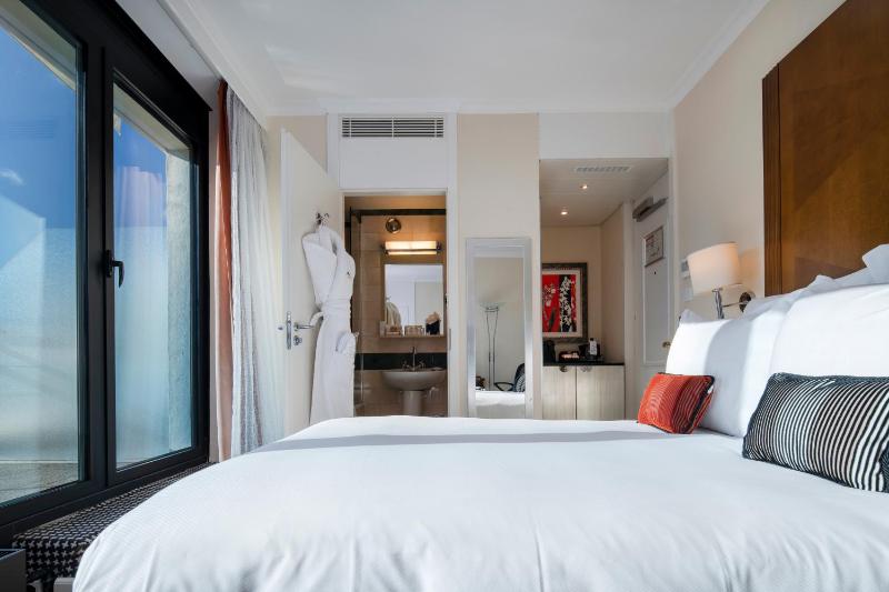 Penthouse Terrace Room image 4