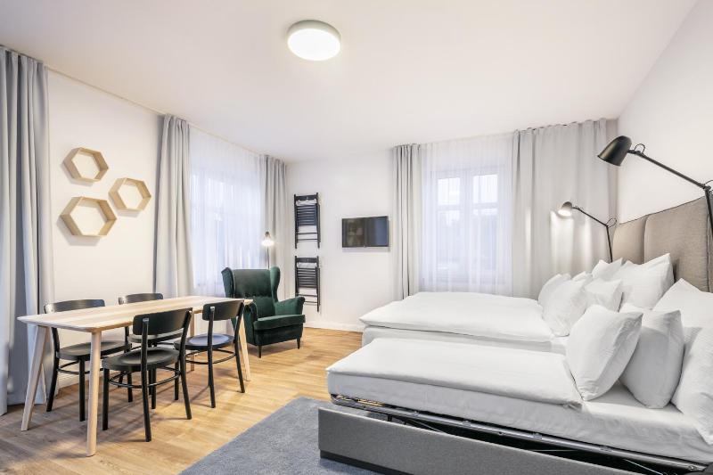 Superior Apartment image 3
