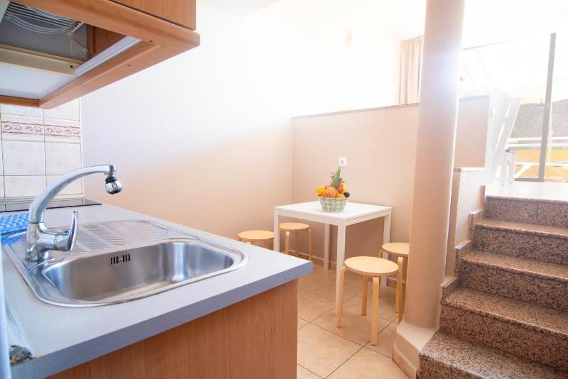 One-Bedroom Apartment (1 Adult + 1 Child) image 3