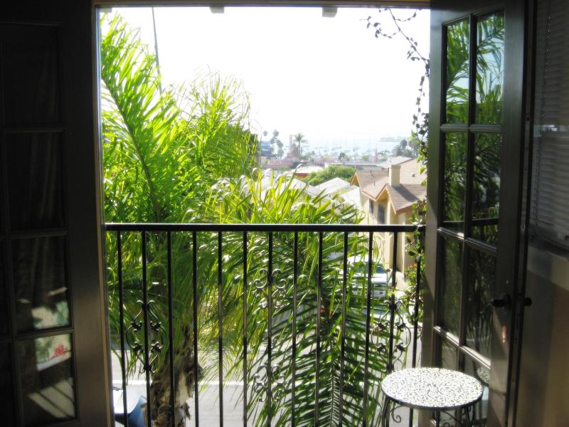 Deluxe Single Room image 4