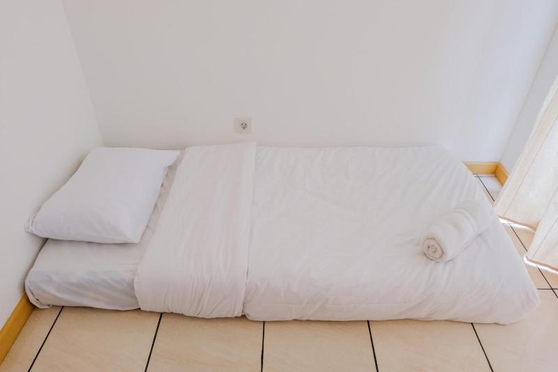 Comfortable 2BR Apartment Serpong M-Town Residence By Travelio - image 16