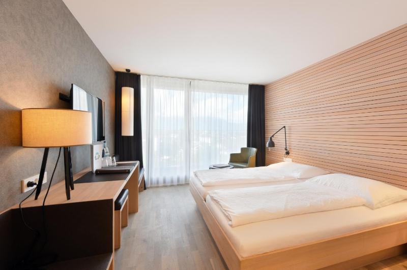 Single Room with Panoramic View image 1
