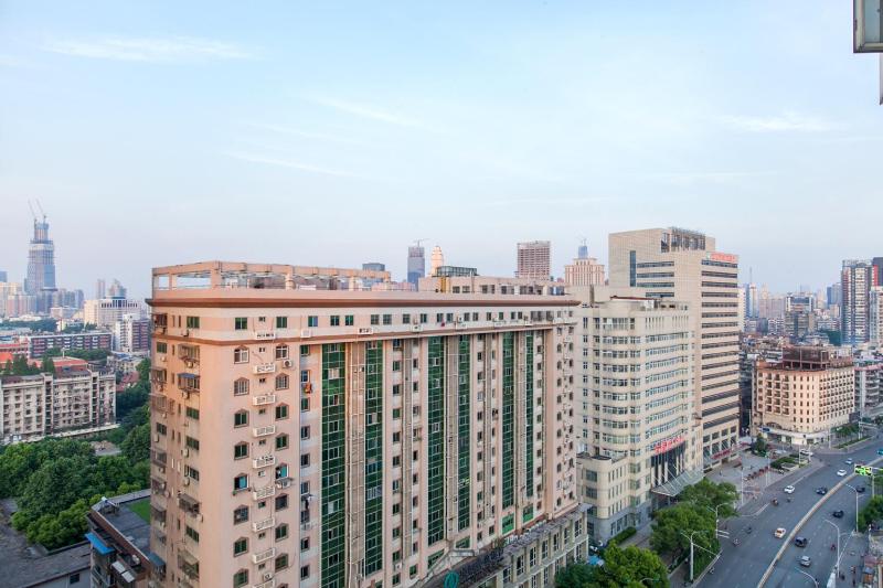[Roader] Wuhan Jiang'an District·Hong Kong Road - image 4