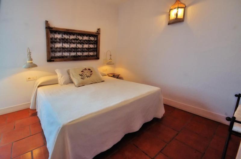 Double or Twin Room image 3