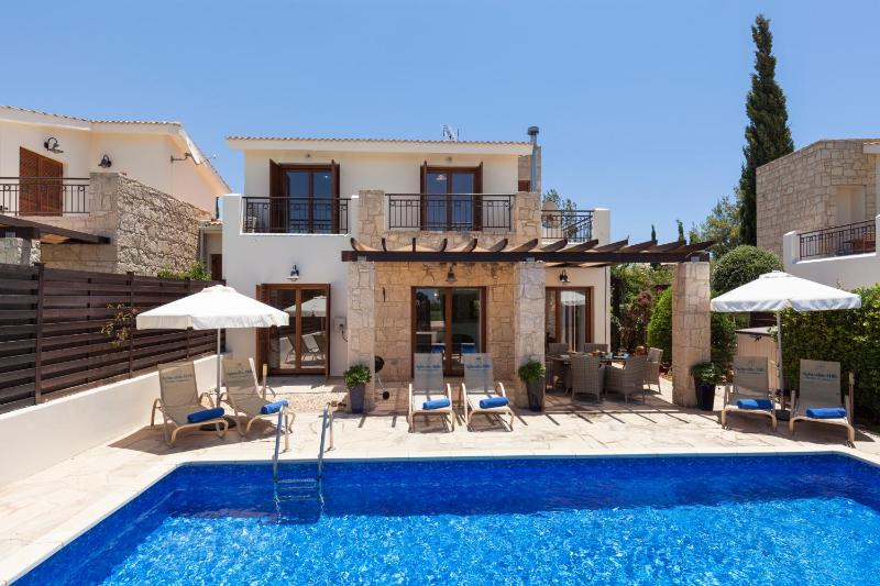 Three-Bedroom Junior Villa with Private Pool image 4