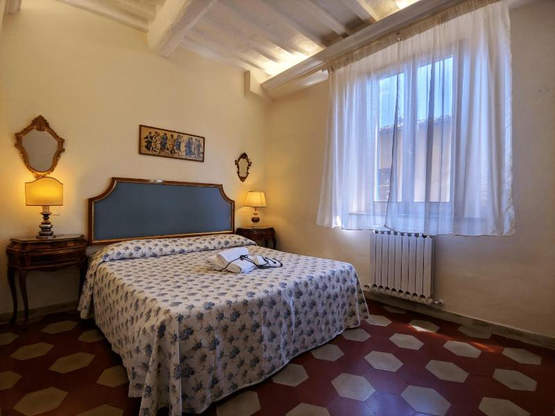 Double or Twin Room image 3