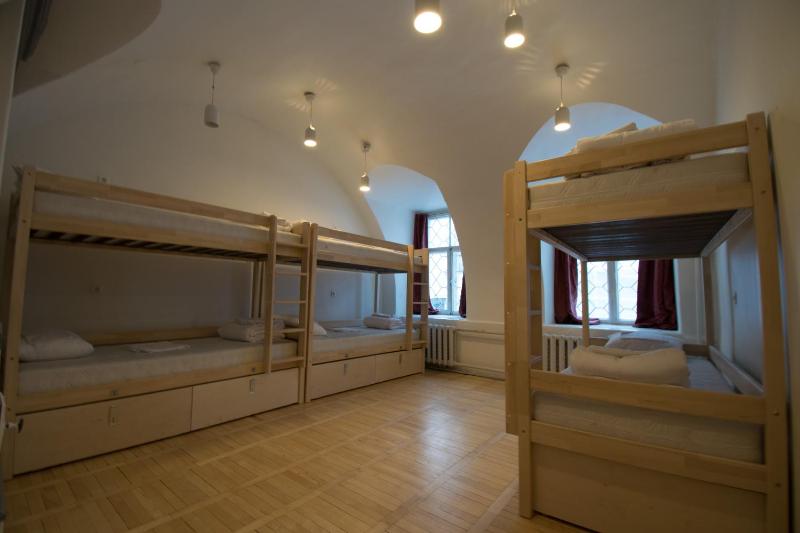 The Monks Bunk Hostel & Bar - image 3